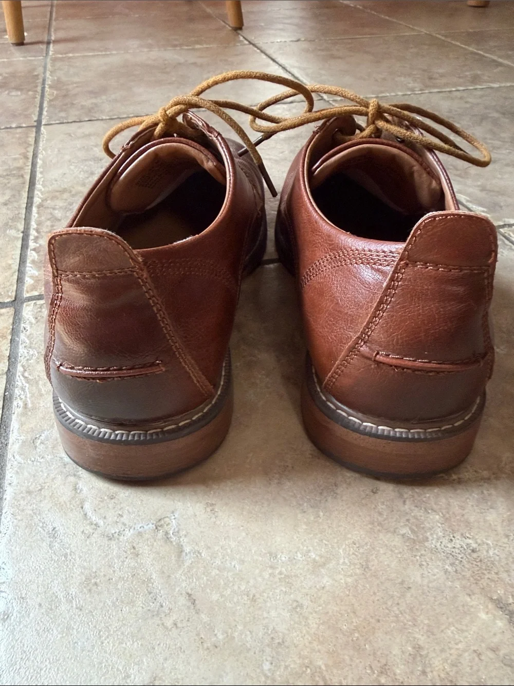Men's Brown Perforated Leather Derby Shoes - Classic Lace-Up